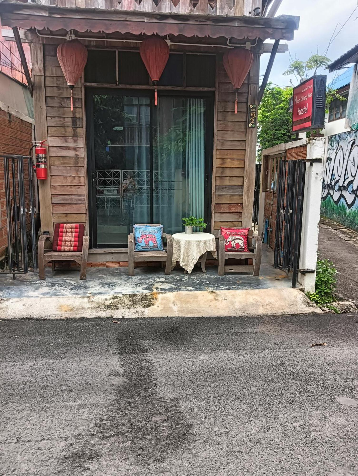 Huen Chiang Man Hostel (Adults Only) Chiang Mai Exterior foto